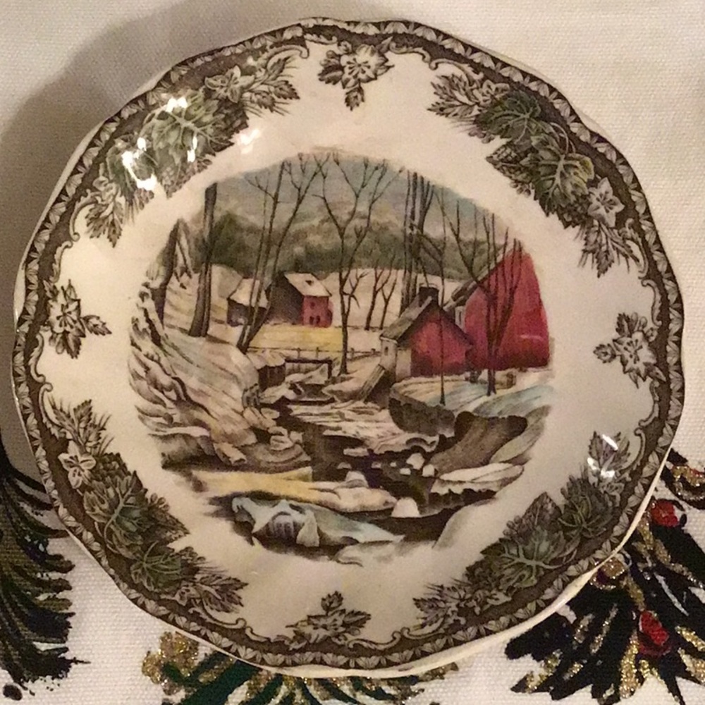 Friendly Village (8) Saucer’s Johnson Brothers Ice House Made In England
